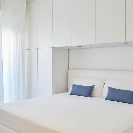 アパート Vanvitelli Lifestyle 2 Bedrooms Parking And