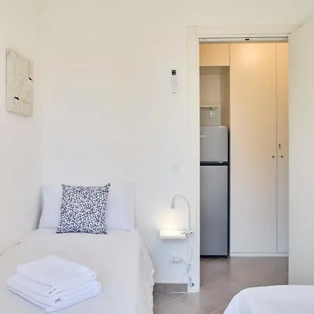 Vanvitelli Lifestyle 2 Bedrooms Parking And ファーノ