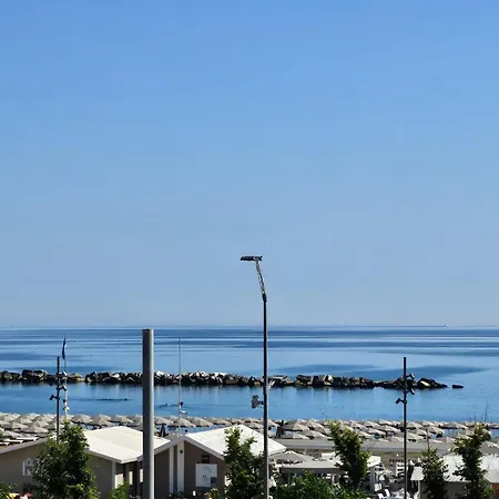 アパート Vanvitelli Lifestyle 2 Bedrooms Parking And